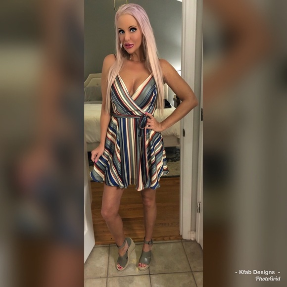 LAST 1! ❤️Amazing Multi Stripe Self Tie Dress! - Picture 2 of 7